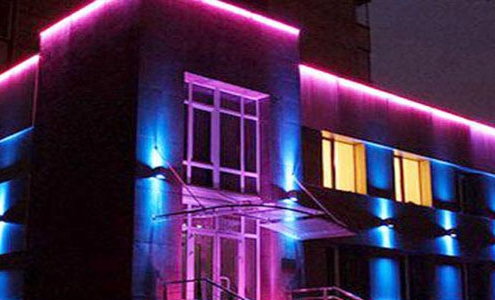 نورپردازی نمای ساختمان های مسکونی